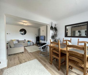 2 bedroom semi-detached house to rent - Photo 3