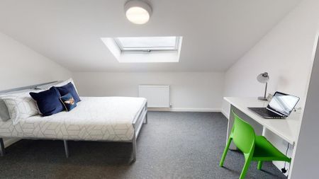 9 bedroom flat to rent - Photo 4