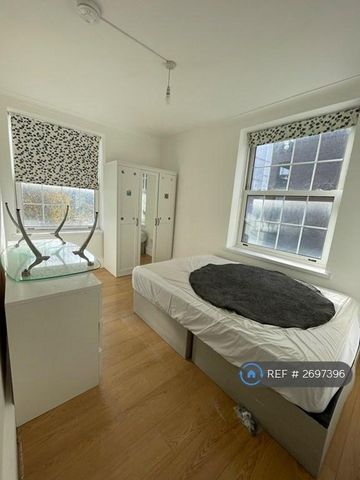 4 bedroom flat to rent - Photo 5