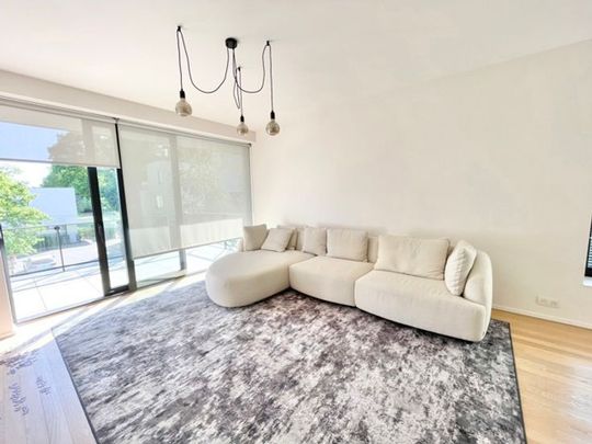 Appartement te huur - Photo 1