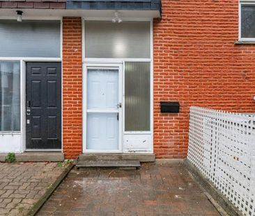 For Lease - 5479 Schueller Crescent, Burlington, Ontario - Photo 2