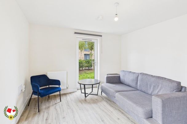 Minett Road, Yate, Bristol - Photo 1