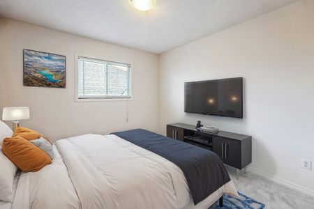 For Lease - 82 Whitlaw Way, Brant, Ontario - Photo 3