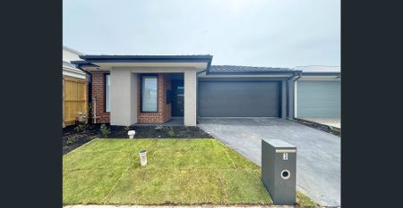 Brand New Dream family home with great location in Mambourin w FREE access to swimming and gym club! - Photo 4