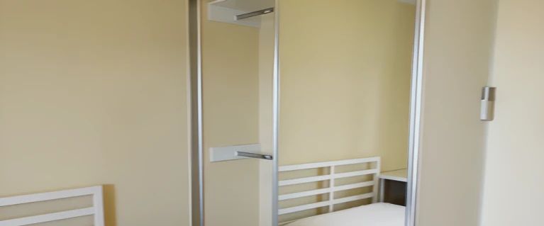 3b2b second room - Photo 1