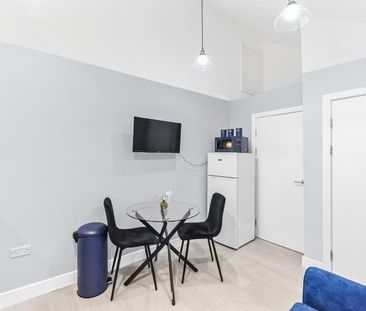 1 Bed Flat, Poynton Road, N17 - Photo 1