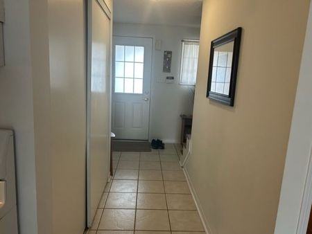 For Lease - 25 Srigley (Entire House) Street, Barrie, Ontario - Photo 5