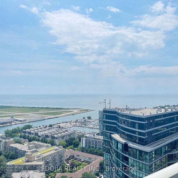 For Lease - 19 Bathurst Street Unit# 4112, Toronto, Ontario - Photo 1