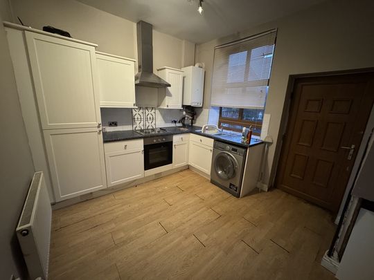 Stitch Mi Lane Bolton Lancashire - Photo 1