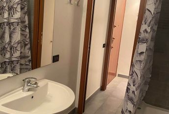 Большая студия возле метро Амендола