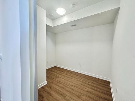 For Lease - 1 Quarrington Lane Unit# 1510, Toronto, Ontario - Photo 2