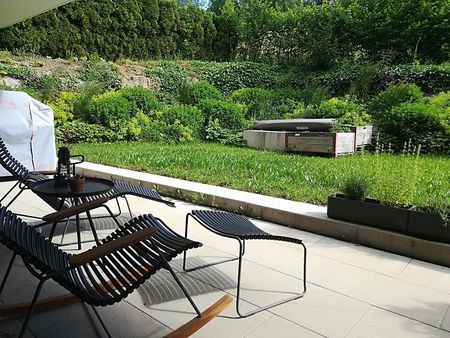 Moderne 4.5-Zimmer-Wohnung mit idyllischem Sitzplatz zu vermieten - Foto 4