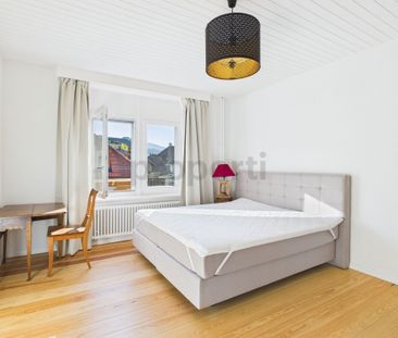 Exklusiv & zentral: Renovierte 3.5-Zimmer-Wohnung mit 180° Bodensee... - Photo 4