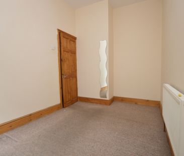 2 Bedroom Terraced House - Photo 6