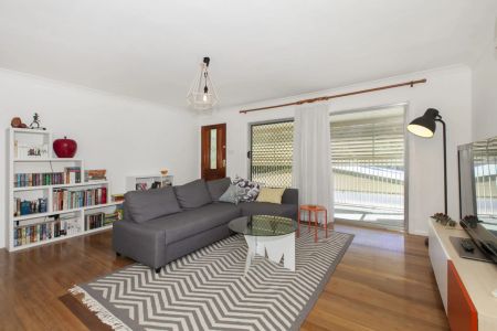 131 Handford Road, - Photo 3