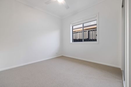 Home For Rent - Photo 4