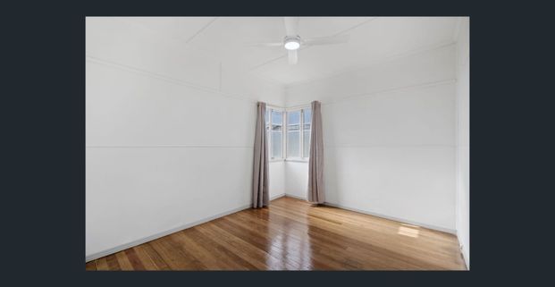 Charming 3-Bedroom Cottage on a Corner Block in Booval - Photo 1