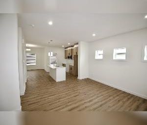 3 Bed 2.5 Bath Dbl Garage Balcony Townhouse For Rent Leduc - Photo 2