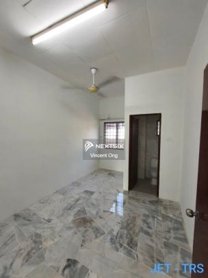 Bunga Raya Jalan Nong Double Storey - Foto 1