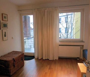 Zeitlose, möblierte Wohnung mit Balkon in der Kölner Südstadt - Photo 4