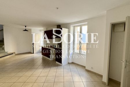 À Entraigues-Sur-La-Sorgue, appartement T2 en location 560 EUR - Photo 3