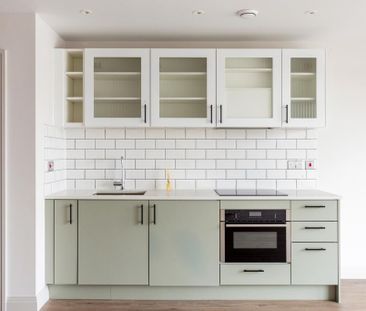 Studio to rent - Photo 1