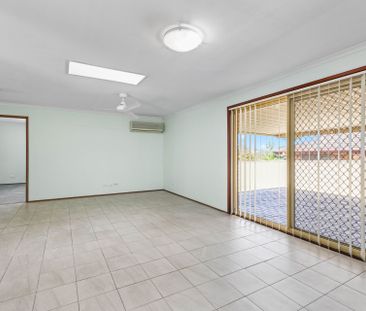 Beautifully Restored 4 Bedroom Family Home! - Photo 4