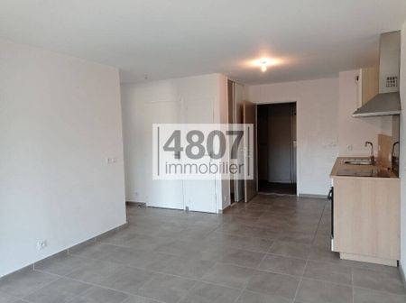 Location appartement 2 pièces 47 m² à La Roche-sur-Foron (74800) - Photo 2