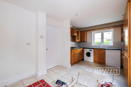 4 bedroom terraced house to rent - Photo 5