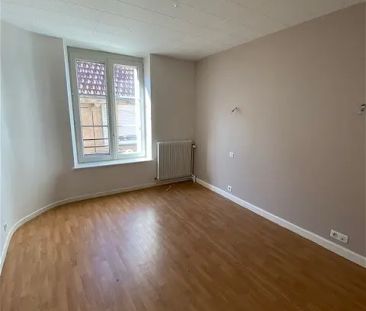 Location appartement 4 pièces - 116.74m² à Senones (88210) - Photo 2