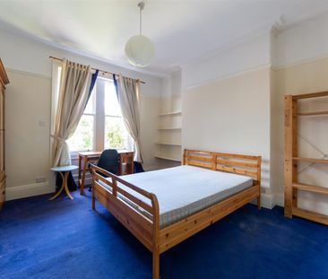 6 bed semi-detached house to rent in Lyndhurst Avenue, Newcastle Up... - Photo 3