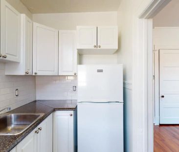 384 MacLaren St. — Bachelor - Photo 6