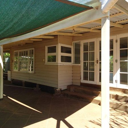 BEAUTIFUL HOME WITH LARGE VERANDAH & OUTDOOR AREA - Photo 3