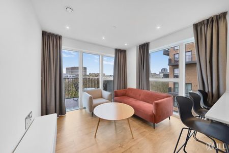 3 bedroom flat to rent - Photo 5