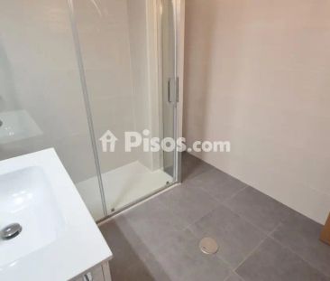 Piso en alquiler en Centro - Photo 3