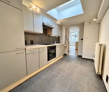 Duplex appartement in het centrum van Sint-Truiden met 2 Slaapkamers - Foto 3