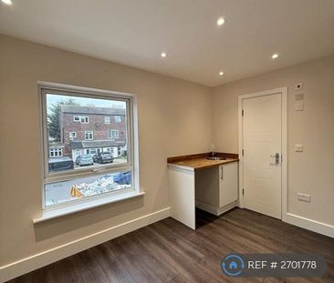 Studio to rent - Photo 3