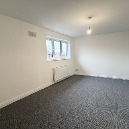 Chapel Court, St Helens, WA10 3DP - Photo 3