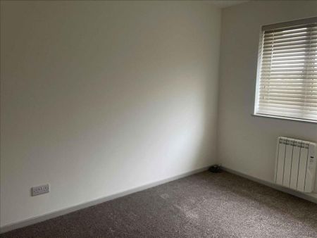 3 bedroom end of terrace house to rent - Photo 5