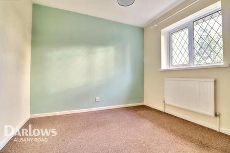 3 bedroom end of terrace house to rent - Photo 4