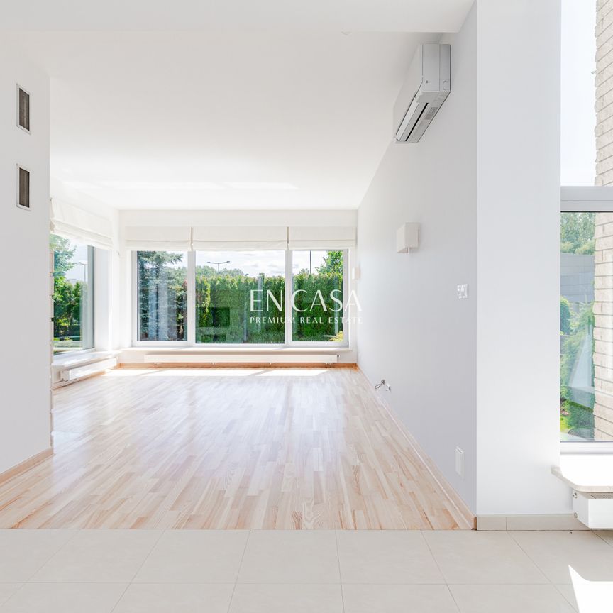 Idealny dla rodziny dom na Wilanowie - Zdjęcie 1