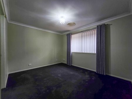 Premium Family Living in a Prime Narellan Vale Pocket - Photo 3