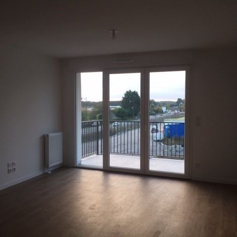 Location Appartement 3 pièces 63m² CARPIQUET 14650 - Photo 1