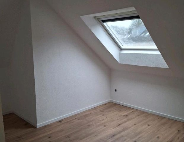 BESICHTIGUNGEN AM DIENSTAG 07.10. von 18-18:30 Uhr möglich! - Photo 1