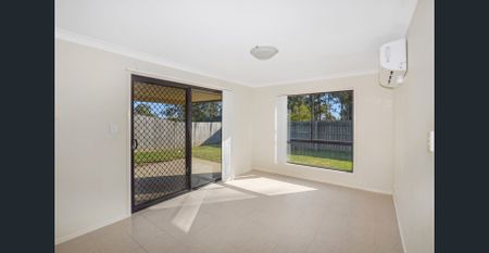 Close to convenience - Photo 4