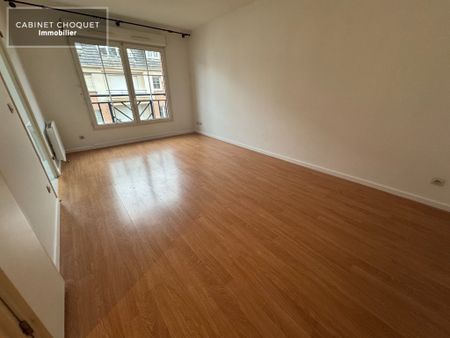 Location Appartement 2 pièces 40m² LILLE 59000 - Photo 2