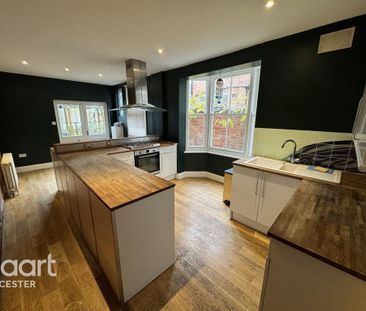 5 bedroom terraced house to rent - Photo 4