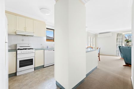 2 BEDROOM UNFURNISHED VILLA IN NAROOMA - Photo 3