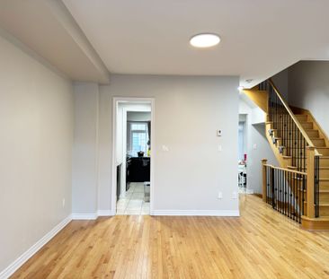 For Lease - 138 Farooq Boulevard, Vaughan, Ontario - Photo 5