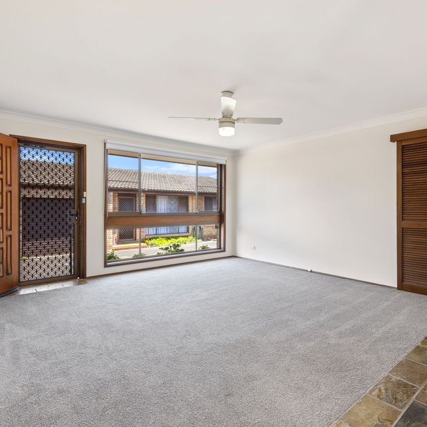Two Bedroom Home in Toukley! - Photo 1